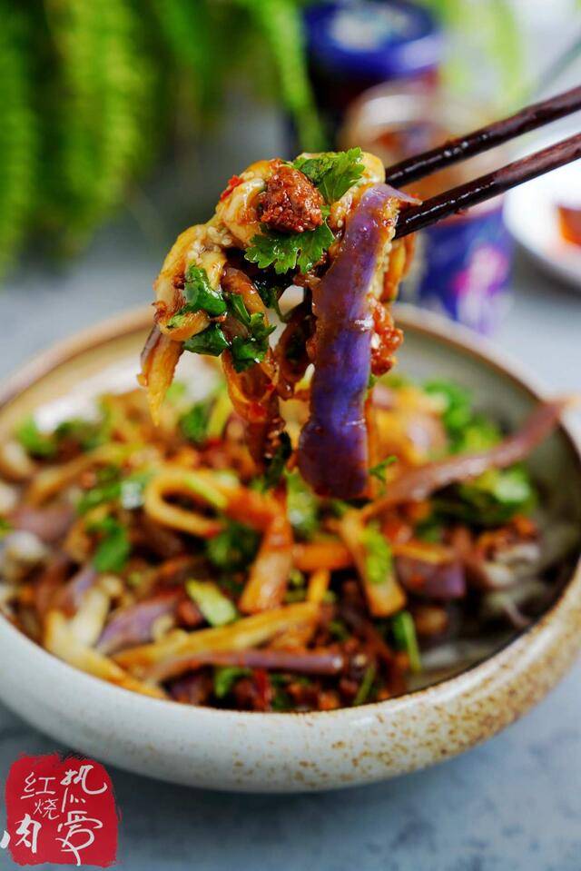 夏天不爱做饭我家常吃它,好吃省事连主食都不用做了,咋吃都不腻