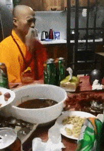 搞笑gif:做梦也没有想到,会有这样一份工作