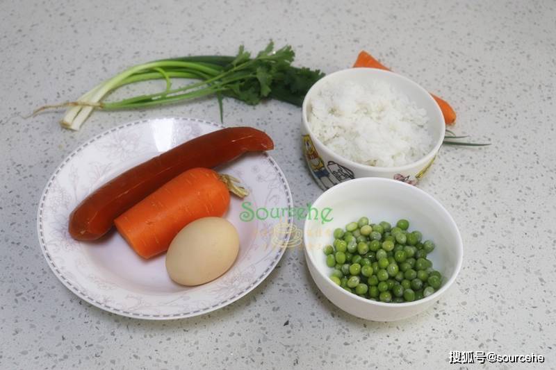 蛋炒饭增加这一步,米饭会在锅中跳舞!粒粒分明,实在太香了!