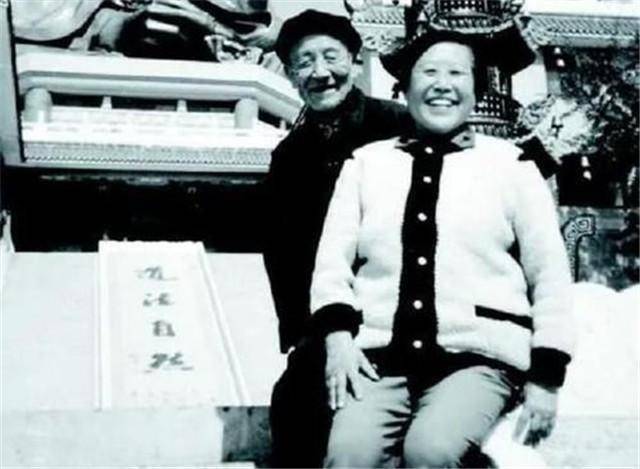 本誓静肢主命,最终却嫁给一位农夫,相濡以沫走完一生