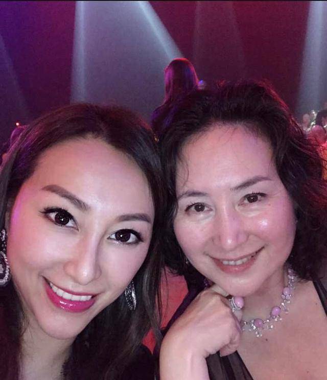 豪门女将不止何超琼!千金大小姐替弟征战商场,船王孙女有风范