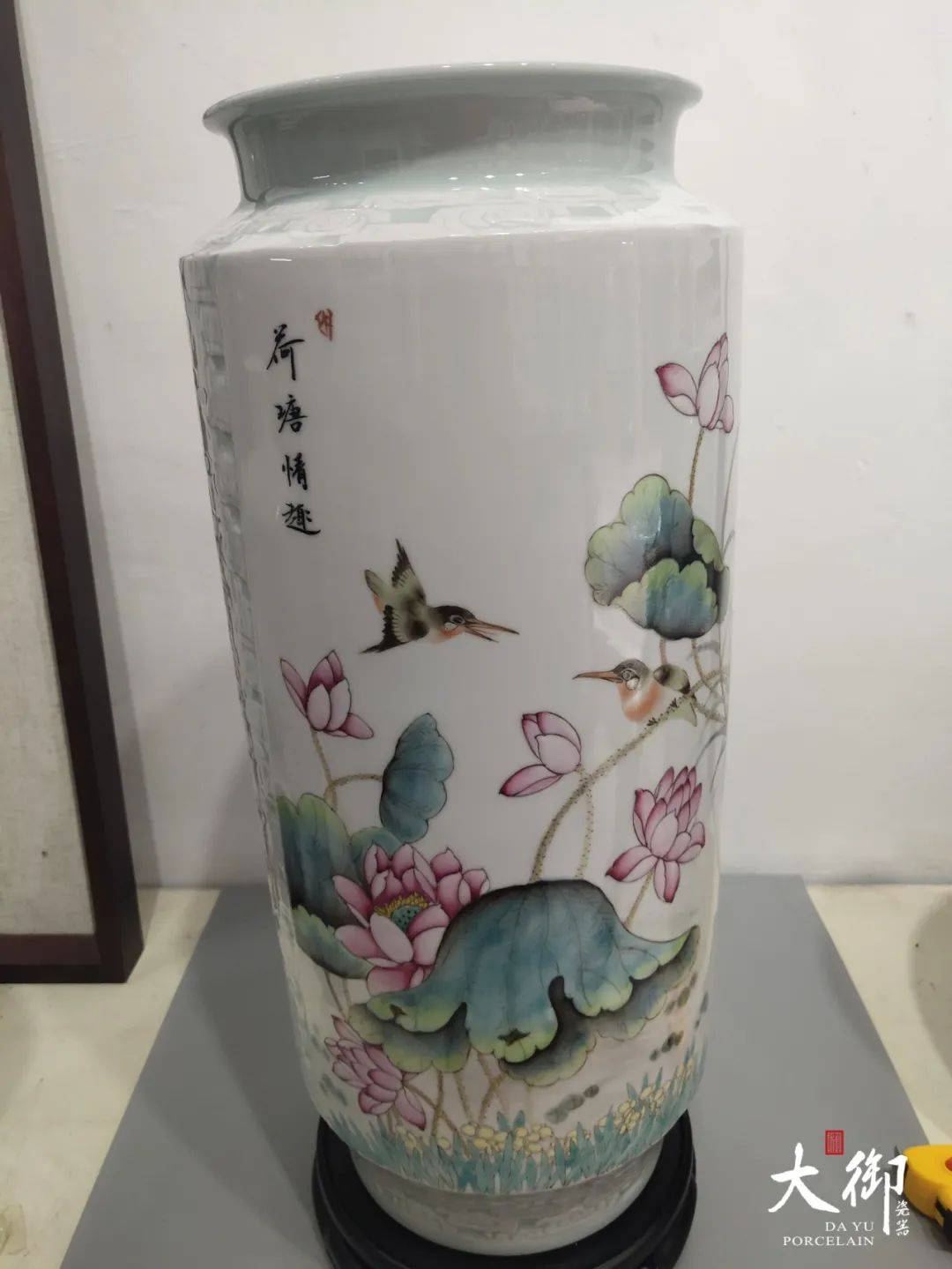 大御瓷器龙飞贵:不忘初心,致力于陶瓷艺术的探索和创作之中