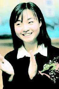 魏敏芝的人生被张艺谋改写,《一个都不能少》令她人生逆袭成导演