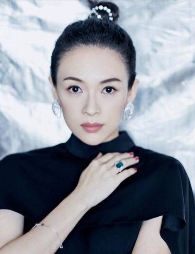 与倪妮有关?章子怡怒斥代拍,行业乱象几时休!