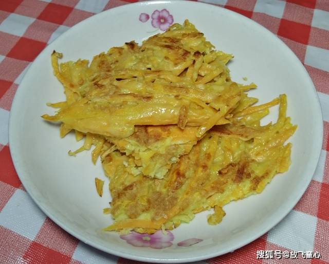 1个红薯2个鸡蛋,教你最好吃的早餐饼做法,简单营养,孩子最爱吃