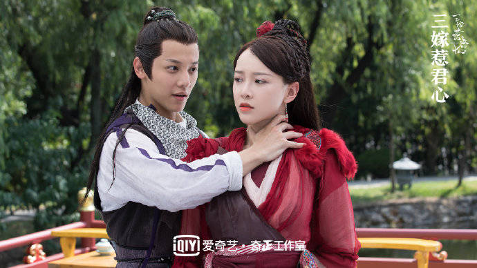 爱情不是博弈,主动出击只是不想后悔罢了
