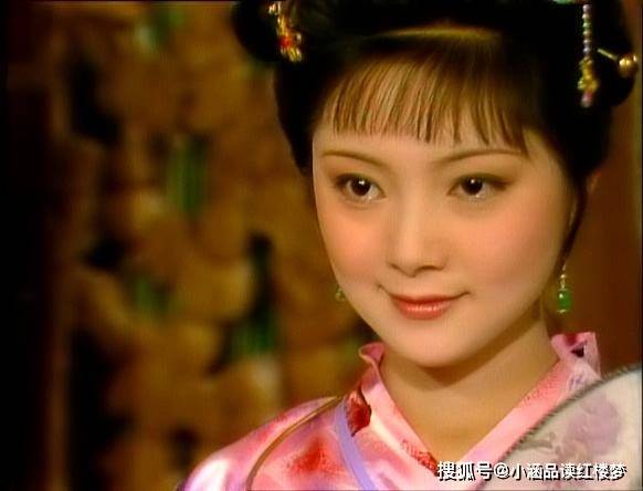 为嫁宝玉,薛宝钗把一模一样的丢人事做了两遍,最终被林黛玉笑话