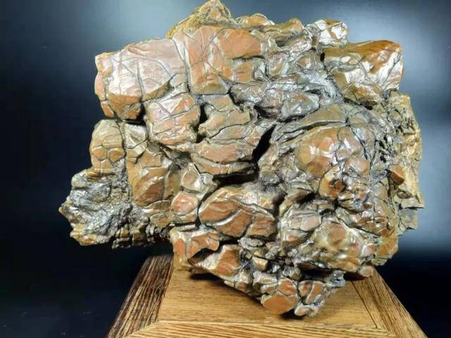 大自然刻画,戈壁石的沧桑
