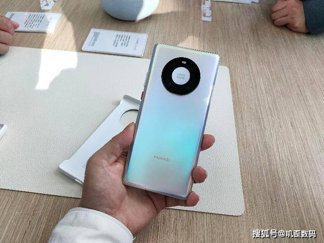 华为Mate40Pro真机体验,不吹不黑,说说优缺点
