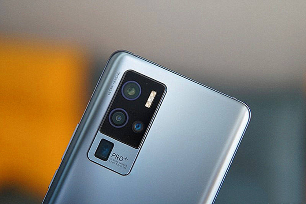 vivo X60 Pro+基本确认:曲面屏+骁龙875+IP68防水,价格感人!