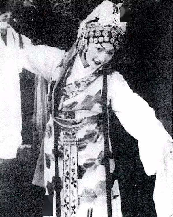 在新旧世界徘徊的民国才女张充和