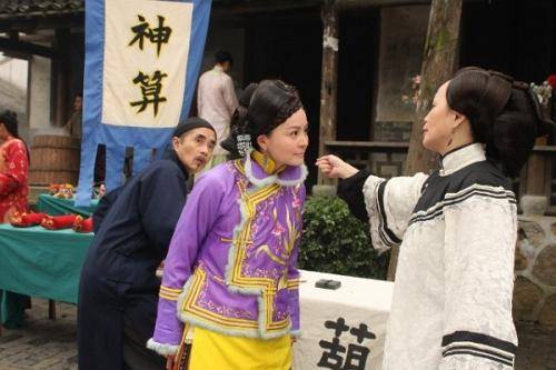 湘潭小山上一座庙,庙里对联口气好大,查过方知,口气就该这么大