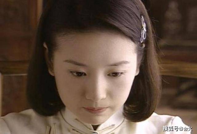 40岁董洁近照崩坏?再演少女被指不合适,法令纹明显太出戏