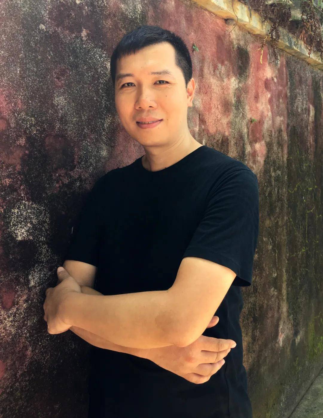 【典藏 · 观想 】 颜景亮:岩彩,应该永远年轻,充满活力