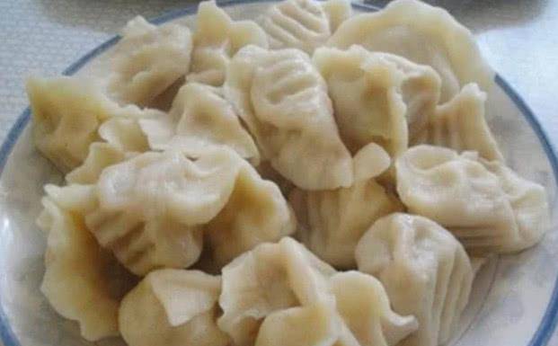 吃了几十年的水饺,头一次吃这种馅的饺子,出锅后我连吃40个!