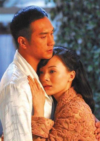 懂得“低头”的女人,都不会活得太差,张爱玲《倾城之恋》太透彻