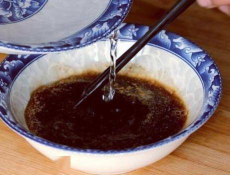五香豆腐干在家做很简单,干净卫生又健康,比卤食店买的好多了