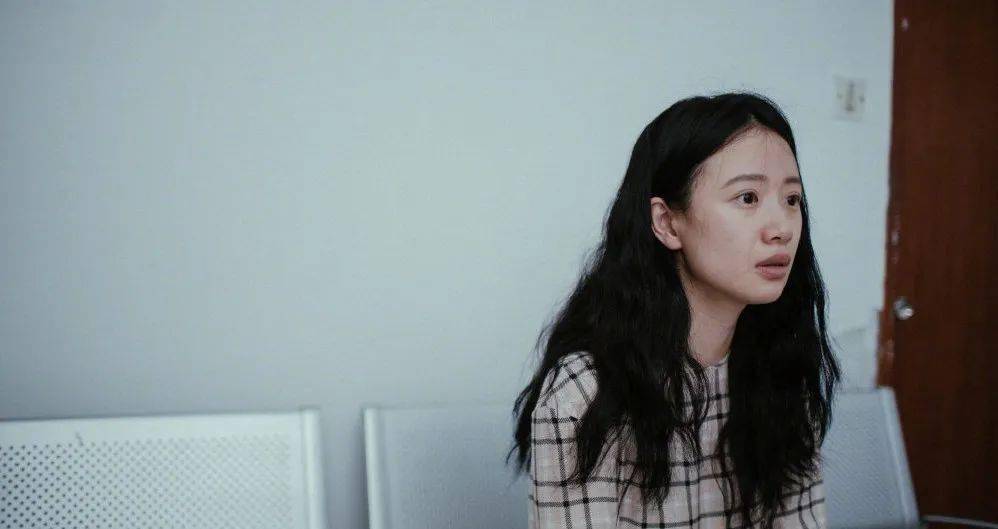 拿拍电影的态度来做剧,《隐秘的角落》不火才是不可思议