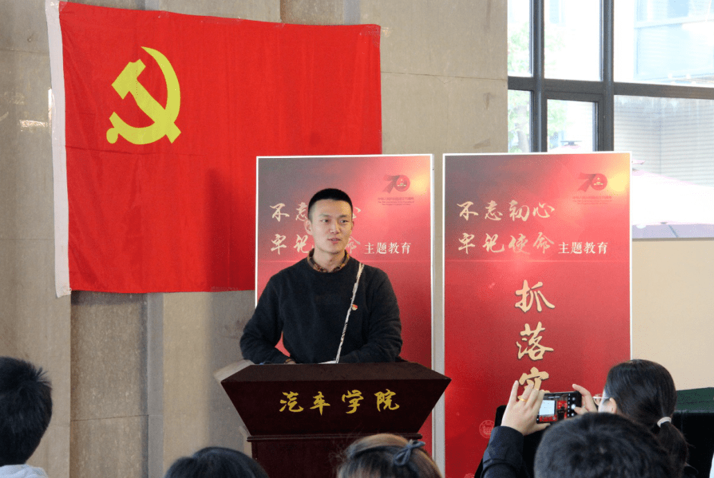哪有岁月静好,不过是他们冲锋在前!