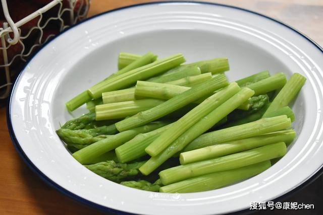 家有学生,用心做好早餐晚餐,网友:搭配真不错,很想去蹭饭