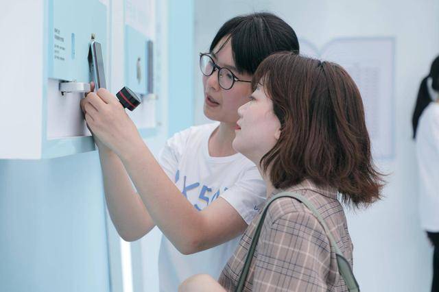 vivo X50 Pro今日开售:4298元,8+128GB值得买吗?