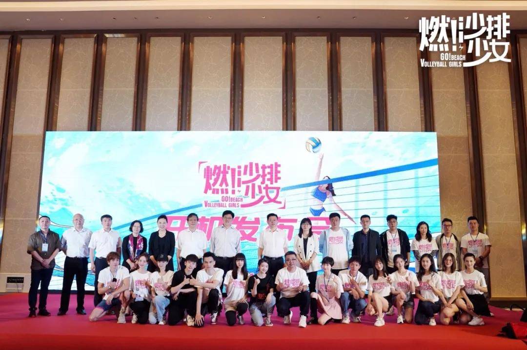 《怪你过分美丽》:李牵开启职场“宫斗”副本
