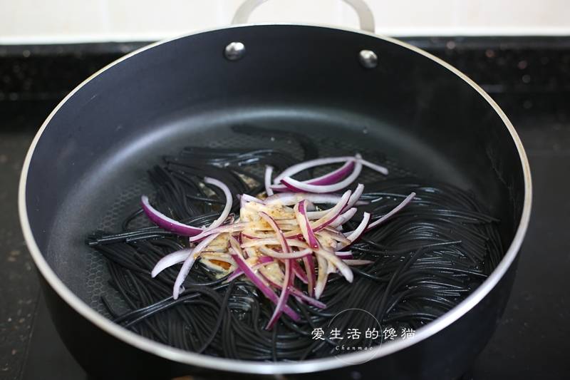 7月要瘦,40岁姐姐每天都吃它,热量低,能吃饱,腰身不止细2圈