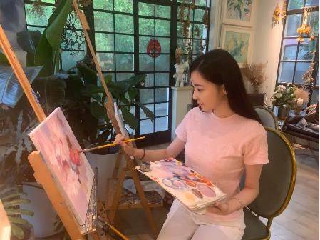 潘玮柏娶宣云,方媛为郭富城生两娃,老男人为何都偏爱网红?