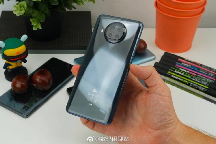 红米NOTE10“海外版”真机上手,打孔屏+奥利奥四摄,满意吗?