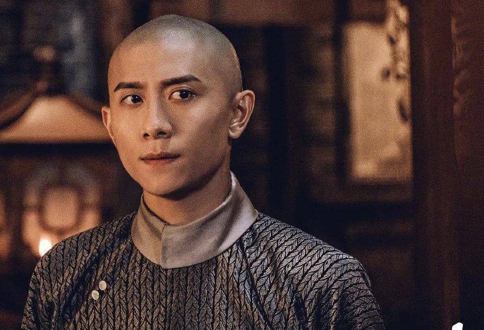 新版《鹿鼎记》播出引争议,却获老版主演马浚伟力挺:不应该比较