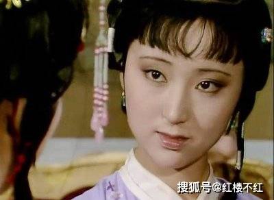 林黛玉进贾府夜里,为何情绪失控默默流泪?皆因王夫人一个警告