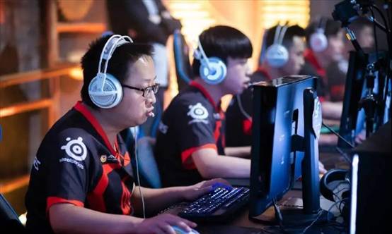 KPL:Gemini深扒AG新队服,研究后称,俱乐部真是套路深