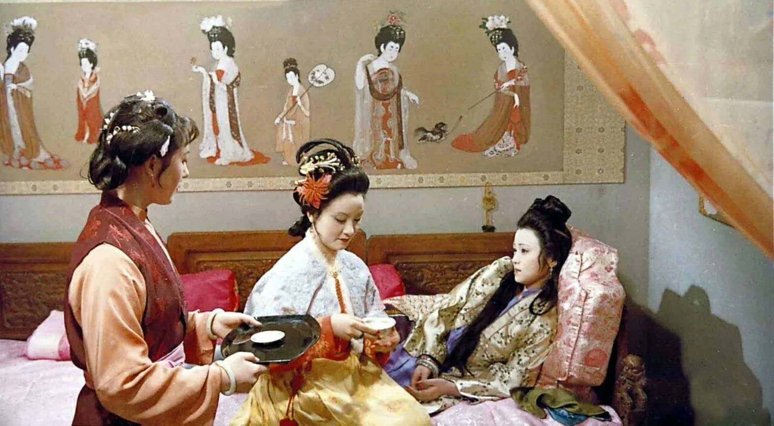豪门里的水有多深?看《红楼梦》里的富人与穷人就知道了