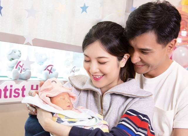 TVB视帝陈展鹏看中医急补肾,被曝想追生儿子,凑足一个好字