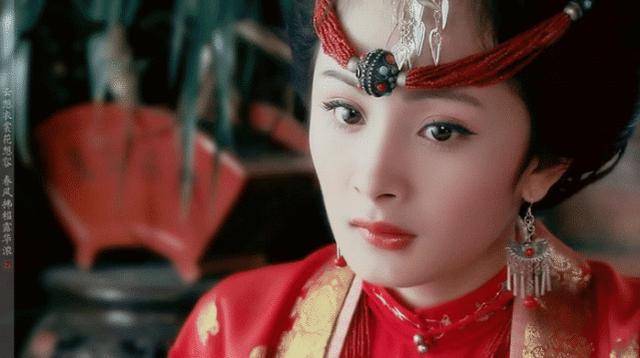 盘点杨幂多款嫁衣:王昭君晴川白浅都惊鸿一瞥美得迷人