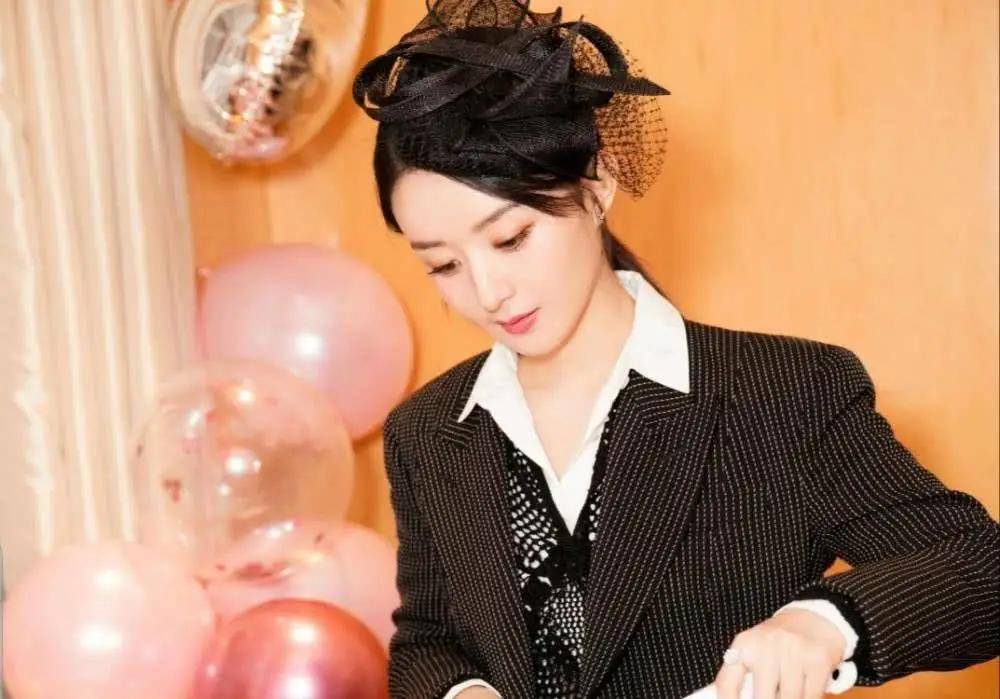 周冬雨金像封后仅14天就官宣拍新剧,却被唱衰:她不适合拍电视剧
