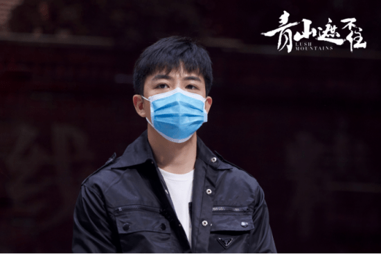 王一博《冰雨火》、李易峰《镜·双城》低调开机!网友:太想看了!