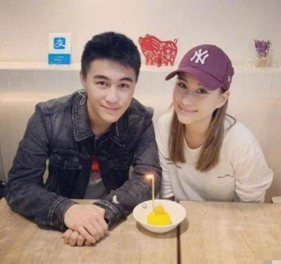 面子比爱情重要,奚梦瑶红娘身份不管用,何超莲与何猷君闹翻