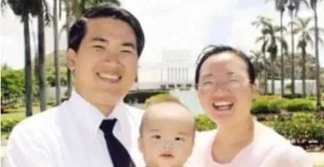 她13岁成谋女郎一举成名,被张艺谋一句话劝退,如今过得怎样?