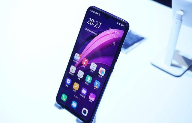 vivo终于放大招!6+256+22.5W只要1488,还让小米怎么玩?