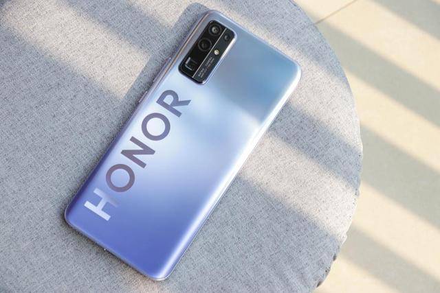 麒麟985仅2829元,256GB+4000mAh+50倍数码变焦,比6.18还便宜
