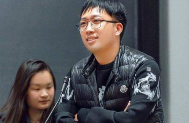 于正新剧部分镜头和《如懿传》一模一样,连群演姿势都是一样的!