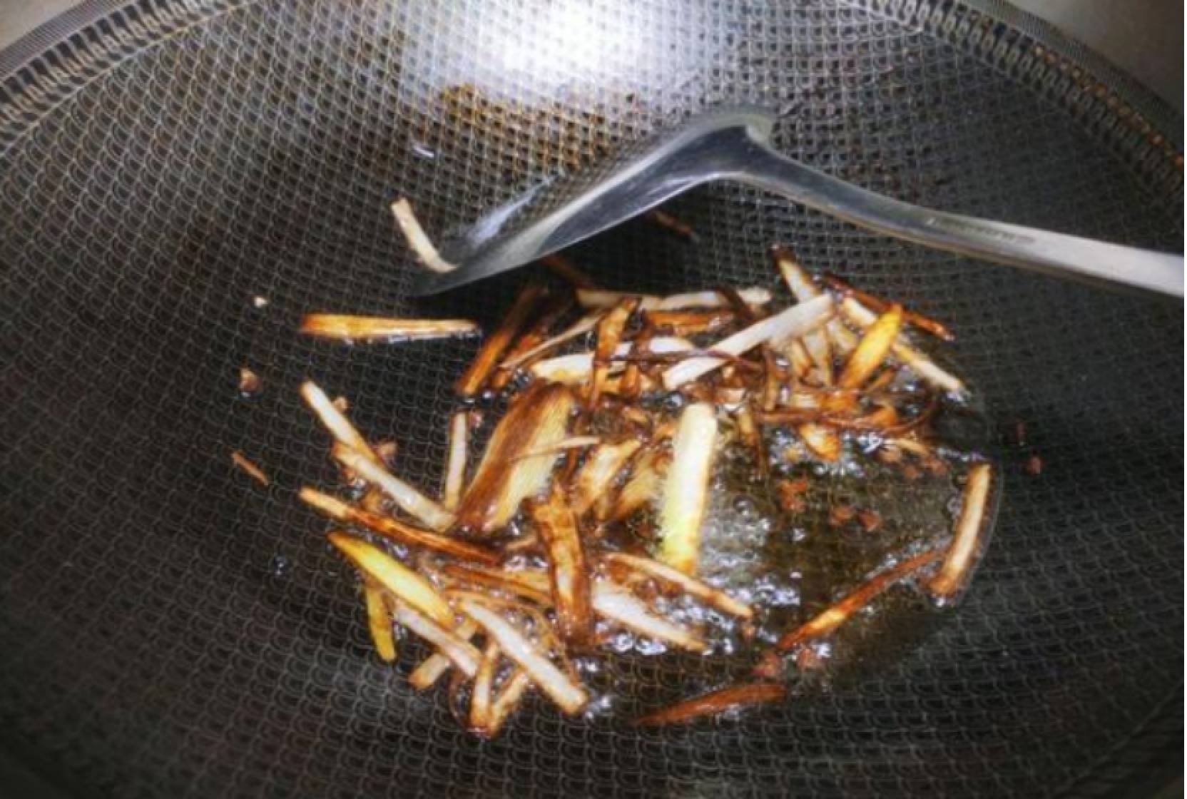 一种做法就能做出手抓饼和葱油饼,浓郁的葱香层层酥脆,超级好吃