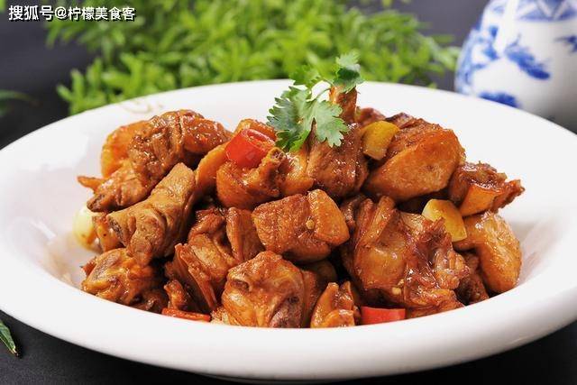 有空在家做美味的家常菜,鲜香爽滑好味道,家人晚饭有口福了!
