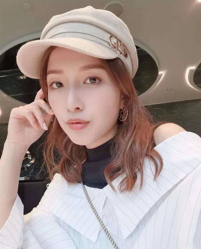 男友身价44亿,谈3年相差26岁的忘年恋,李泽楷女友的豪门梦