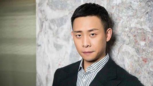 演技炸裂的影帝!低调隐婚背后,是一段惺惺相惜的朴实爱情!