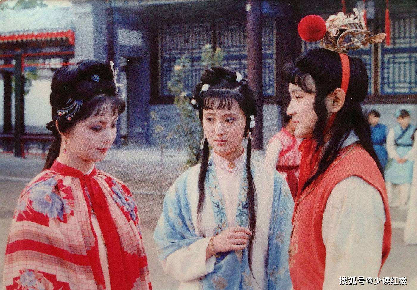 红楼梦:贾宝玉的前世不是神瑛侍者?那他是谁?