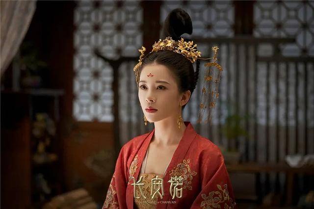 赵樱子《长安诺》开播,专注事业的贺兰茗玉很美!
