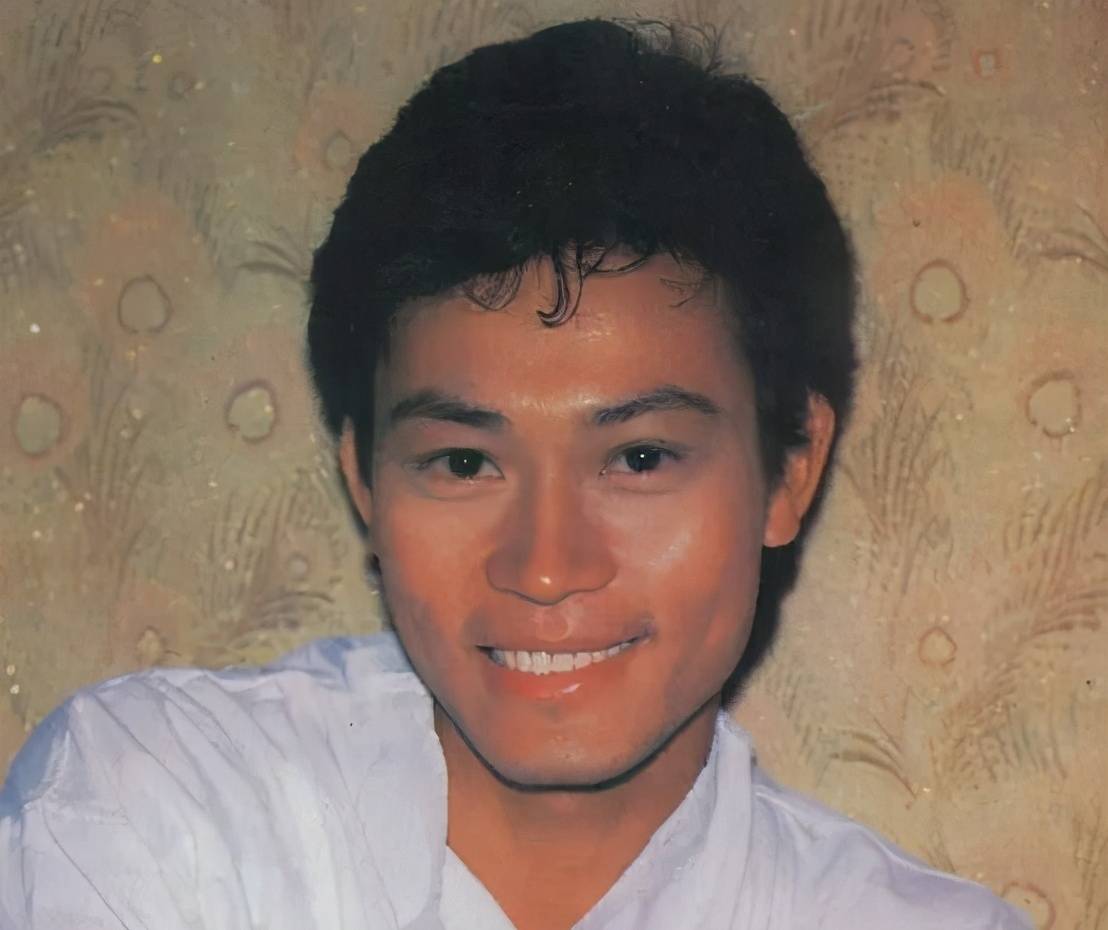 担心!59岁TVB知名绿叶患肺癌病情恶化,被曝已命危入院