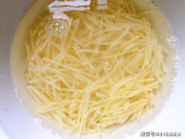 家常小凉菜, 麻辣拌三丝做法,香脆好吃又经济实惠